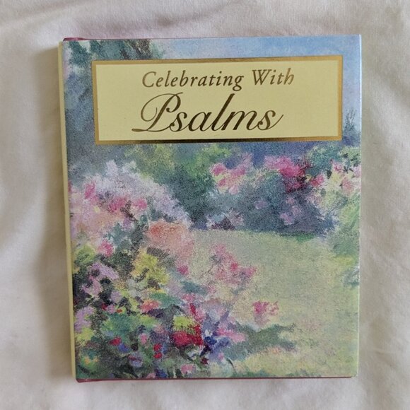 Miniature Books of Celebration - Picture 2 of 5